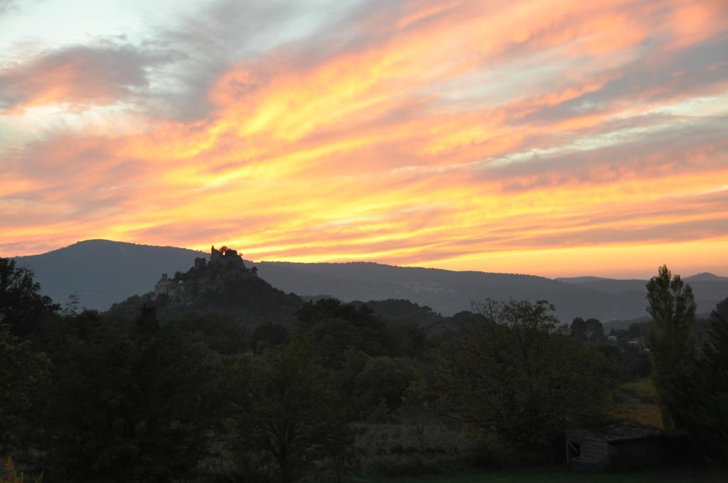 Bed and Breakfast Le Mas En Provence Entrechaux Экстерьер фото